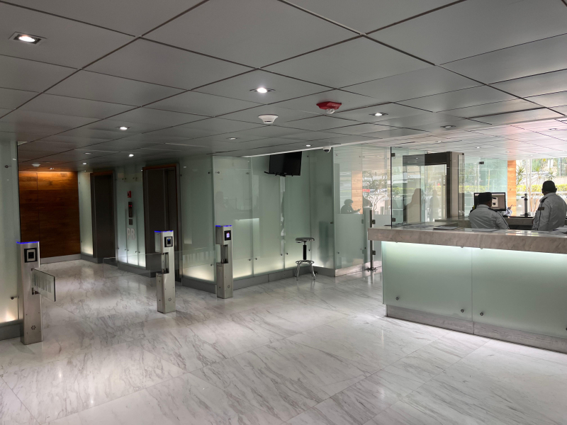 renta de oficina en bosque de duraznos | 75 m² | lista para ocuparse
