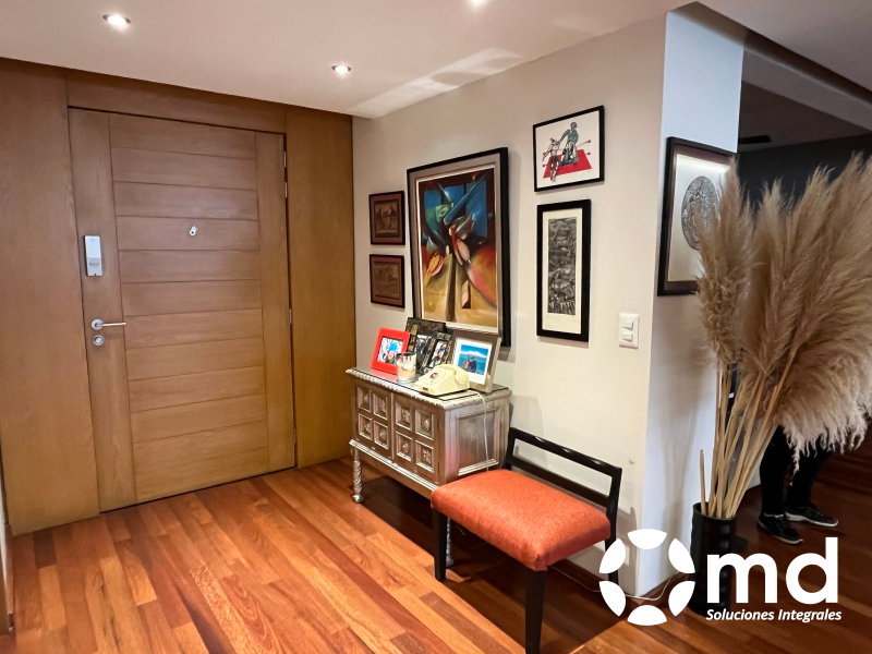 Departamento En Renta En Bosques De Las Lomas Con Jardín Privado