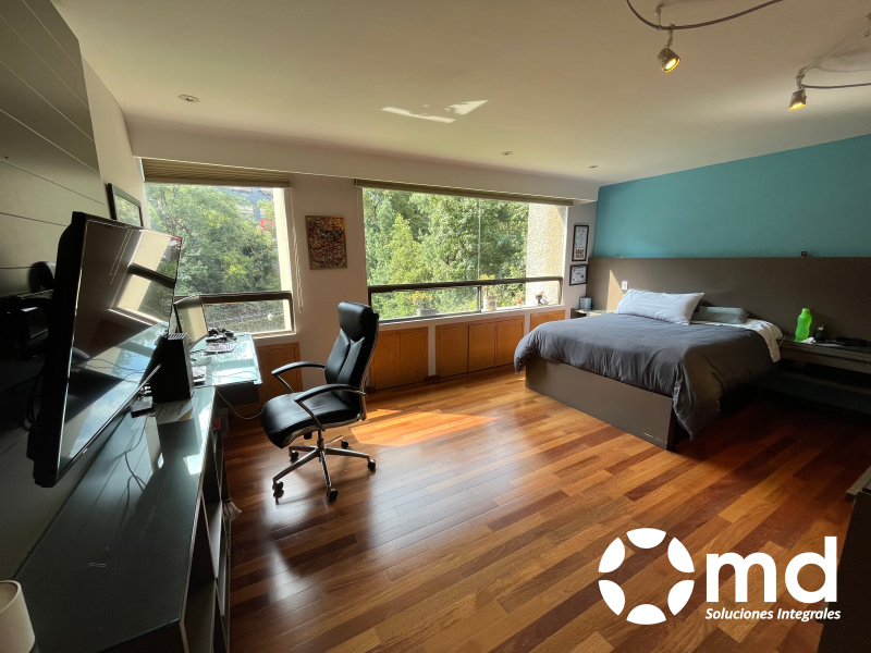 Departamento En Renta En Bosques De Las Lomas Con Jardín Privado