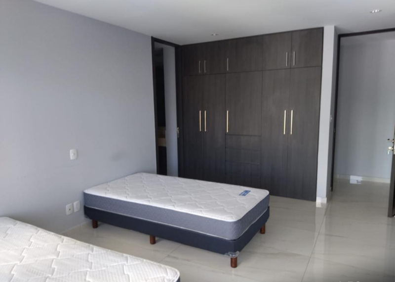 Departamento En Renta En Bosque Real