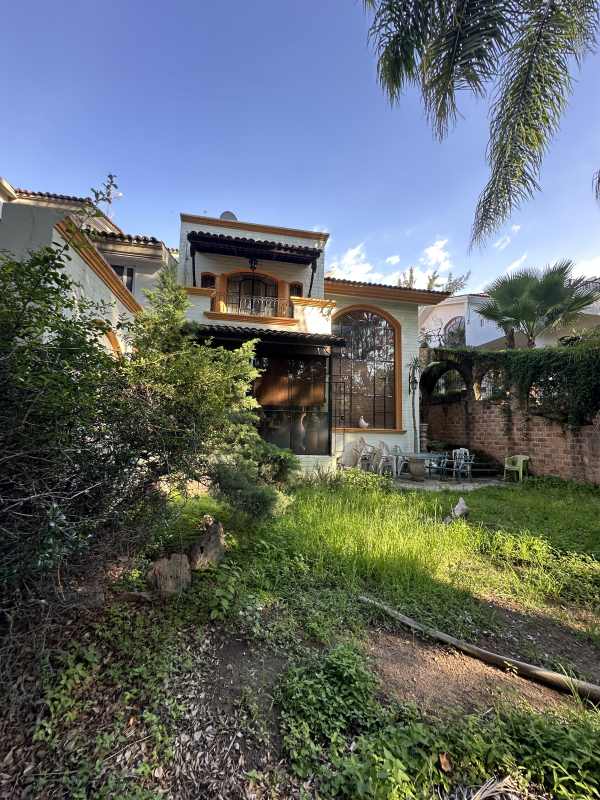 Casa En Venta En Puerta De Hierro