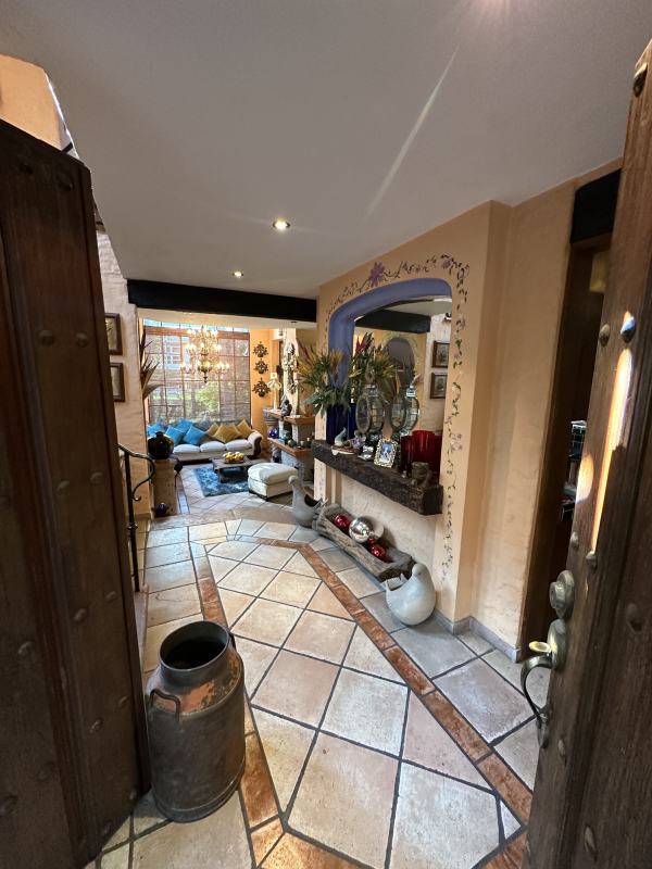 Casa En Venta En Puerta De Hierro