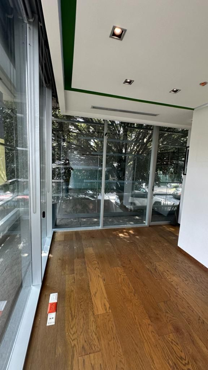 Lomas De Chapultepec, Andes Oficinas En Planta Baja