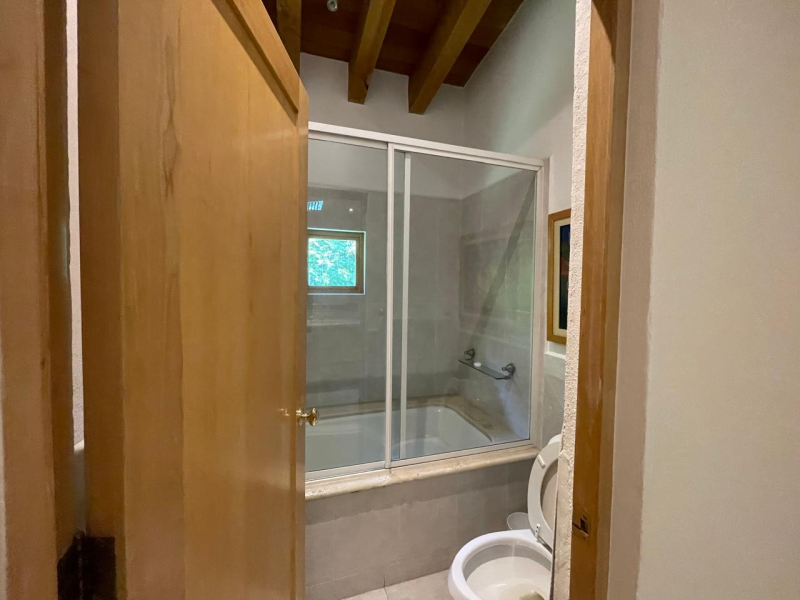 CASA EN VENTA EN CLUB DE GOLF BOSQUES DE SANTA FE