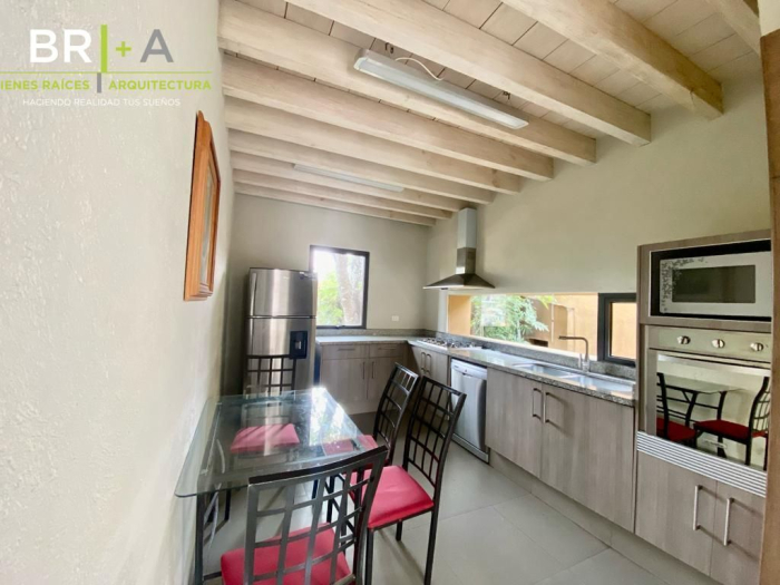 Casa La Cima Vista Al Lago.