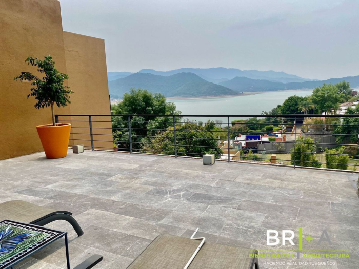 Casa La Cima Vista Al Lago.