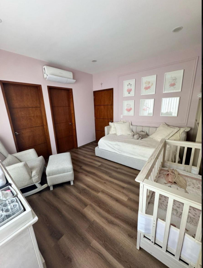 CASA EN VENTA EN JACARANDAS