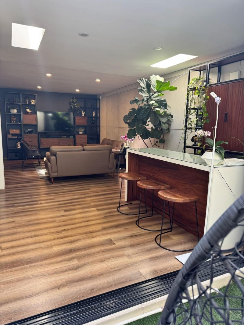 CASA EN VENTA EN JACARANDAS