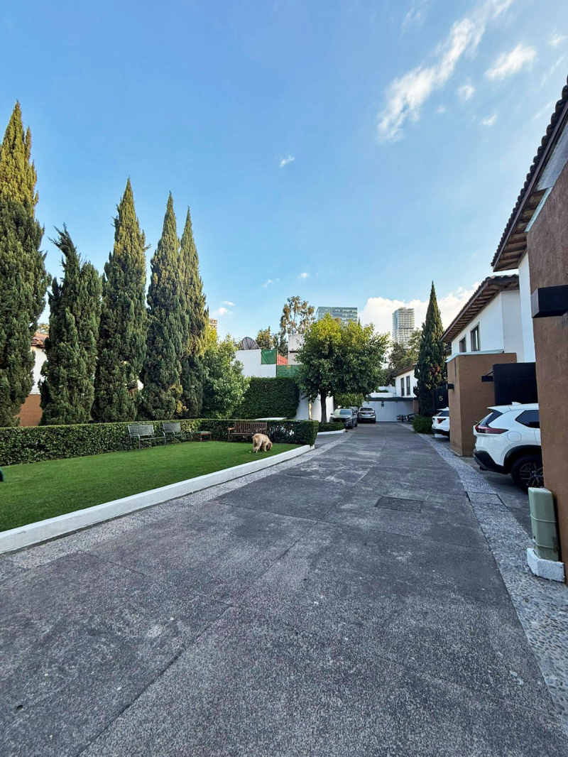 VENTA DE CASA EN CONDOMINIO EN CUAJIMALPA