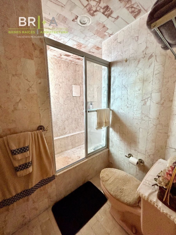 Casa En Venta Con Vigilancia En Tecamachalco