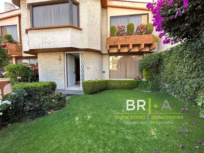 Casa En Venta Con Vigilancia En Tecamachalco