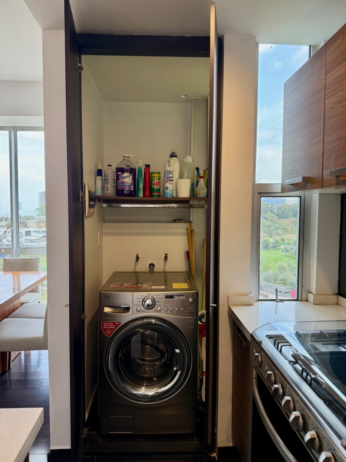 departamento amueblado y equipado en venta en av santa fe vista a la mexicana