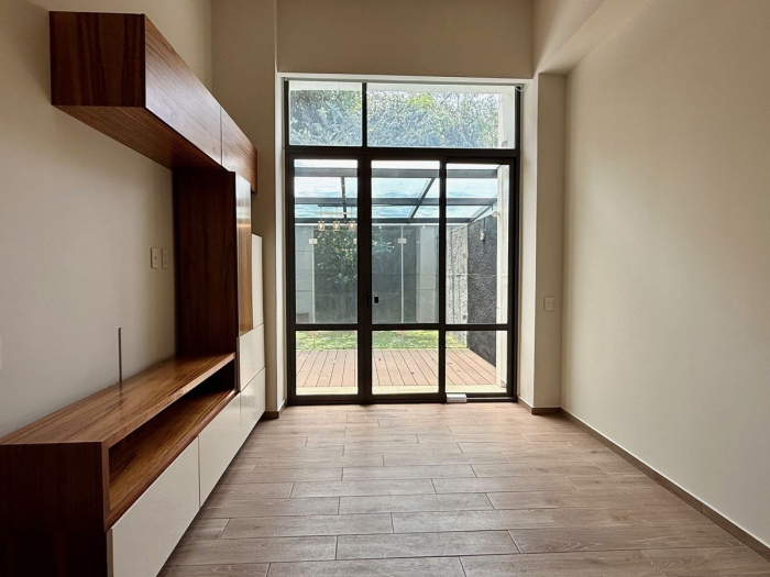 precioso pentgarden en venta en monolith en desierto del los leones