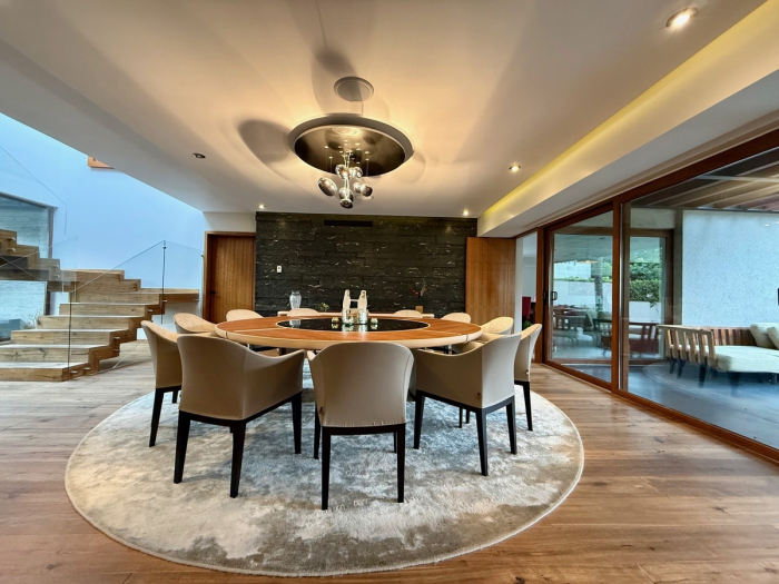 Preciosa casa en venta en Cumbres de Santa Fe