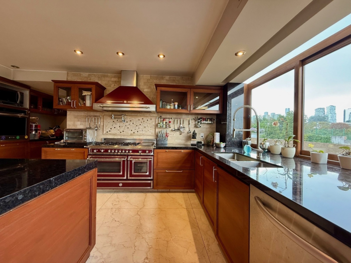 Preciosa casa en venta en Cumbres de Santa Fe
