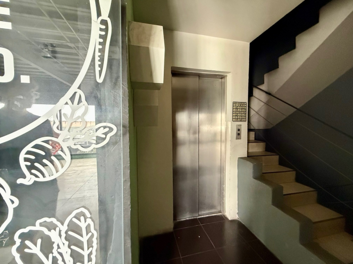 local comercial en renta en zona bosques, av stim