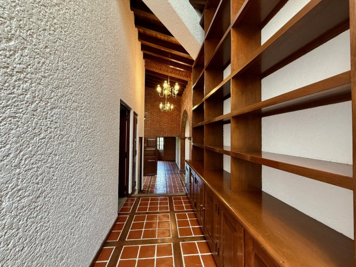 Casa en Condominio en Venta en Acopilco en Fraccionamiento con Club Hípico