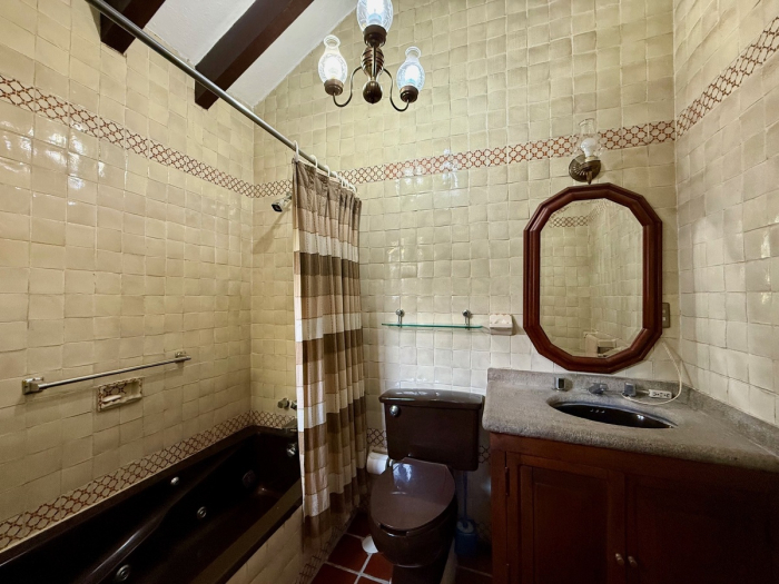 Casa en Condominio en Venta en Acopilco en Fraccionamiento con Club Hípico
