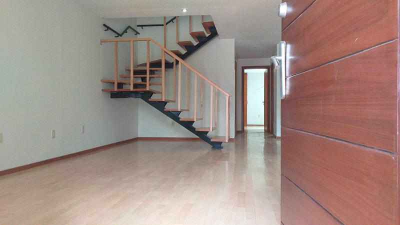 Casa En Renta Parque De La Castellana Zapopan