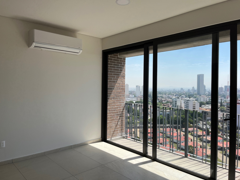 Departamento En Venta En Fraccionamiento Monraz