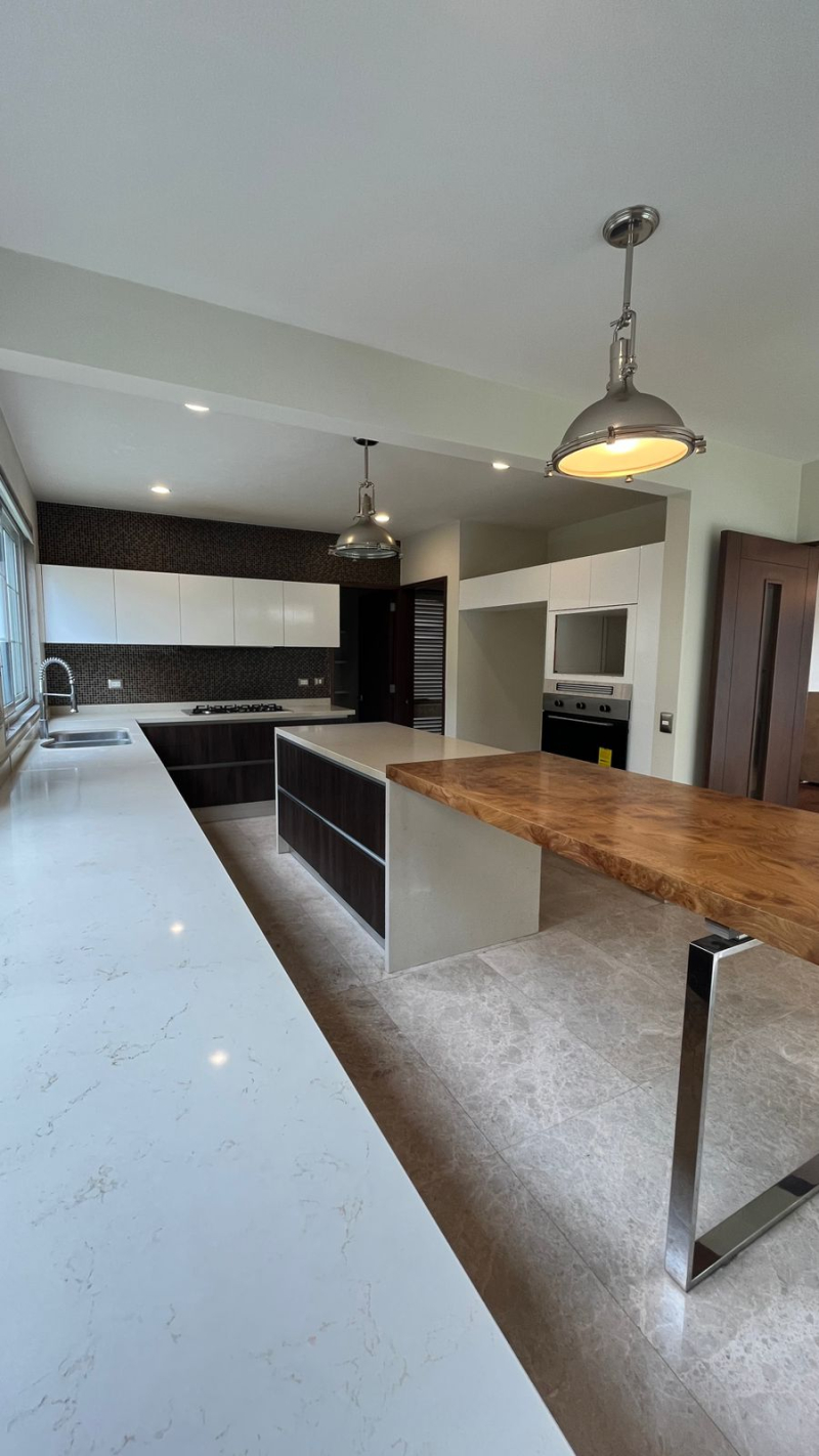 espectacular casa  en venta en portofino royal country club 