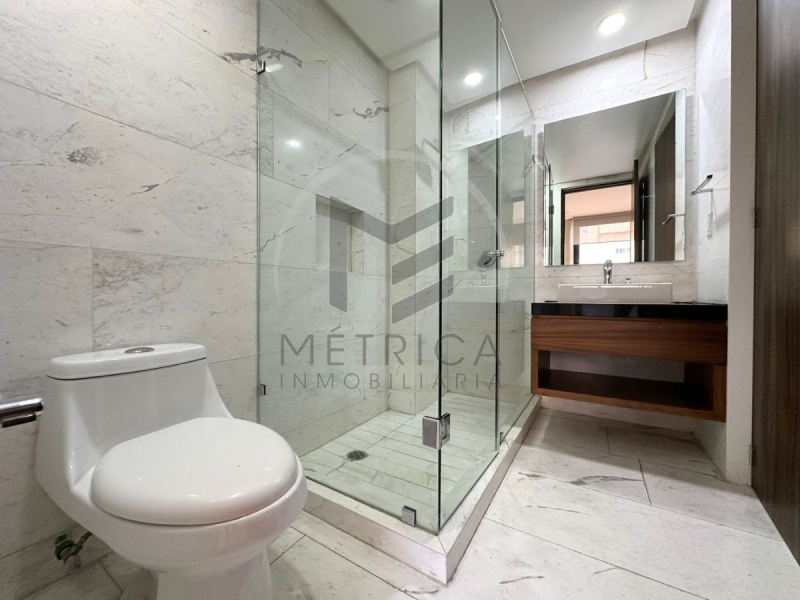departamento en renta en polanco con amplios balcones:
