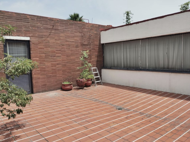 Casa en Venta para Remodelación - Lomas de Chapultepec