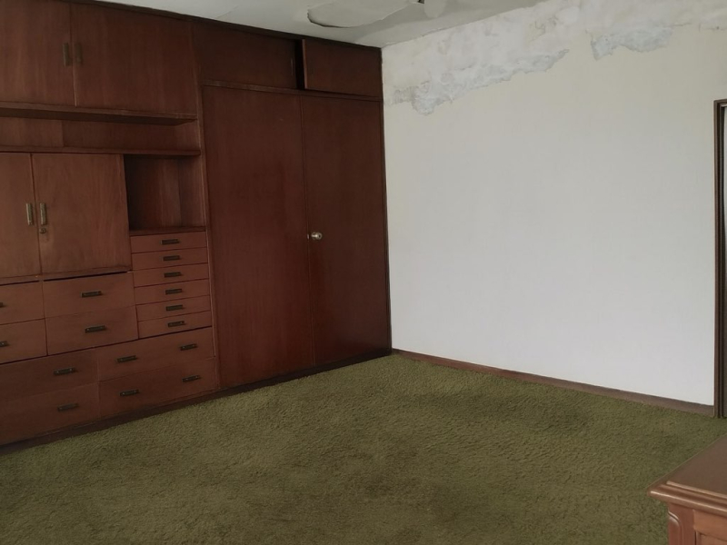 Casa en Venta para Remodelación - Lomas de Chapultepec