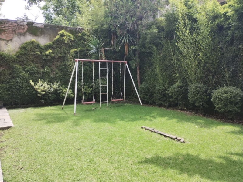 Casa en Venta para Remodelación - Lomas de Chapultepec