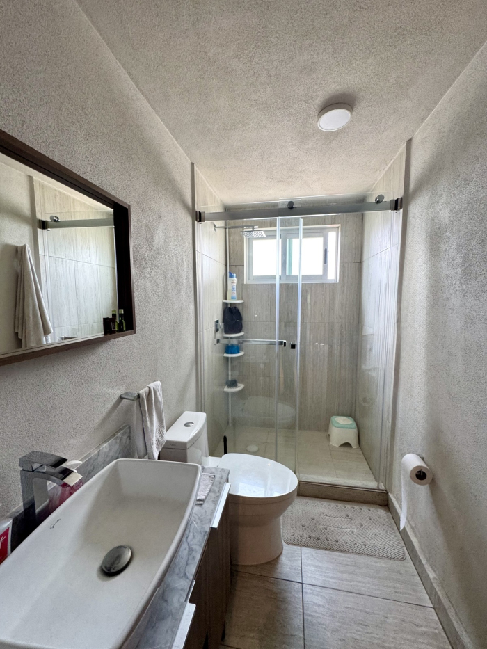 se vende bonito departamento en bosque real