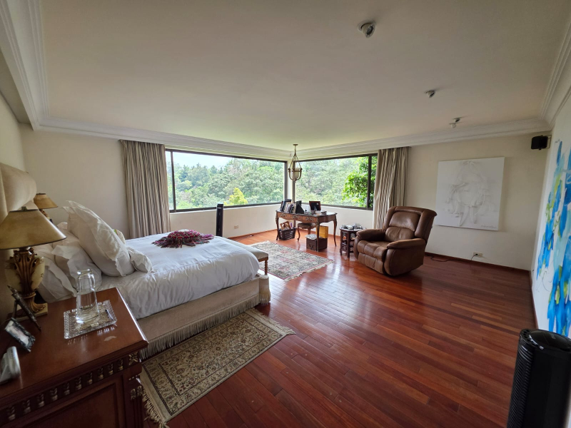 Casa En Venta En Bosques De Las Lomas