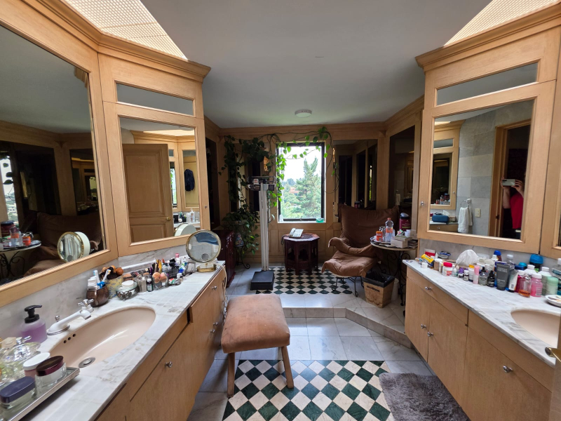 Casa En Venta En Bosques De Las Lomas