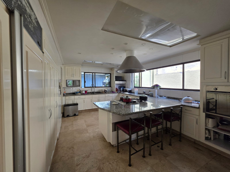 Casa En Venta En Bosques De Las Lomas