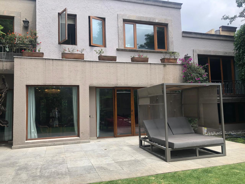 casa en venta en lomas de bezares