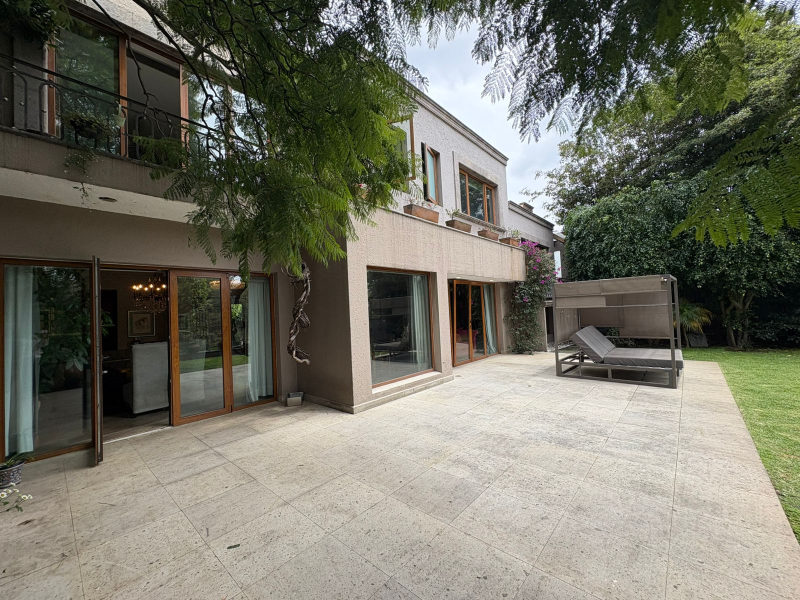 casa en venta en lomas de bezares