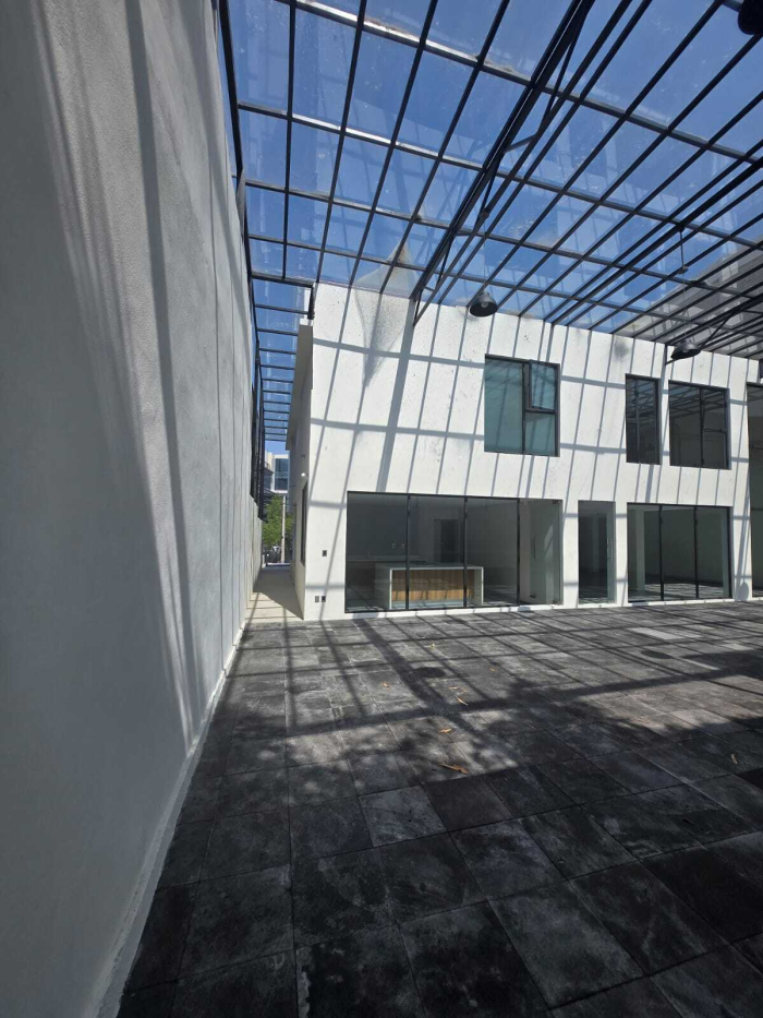 Lomas De Chapultepec, Casa Uso De Suelo Oficinas Privadas Renta $350,000MN