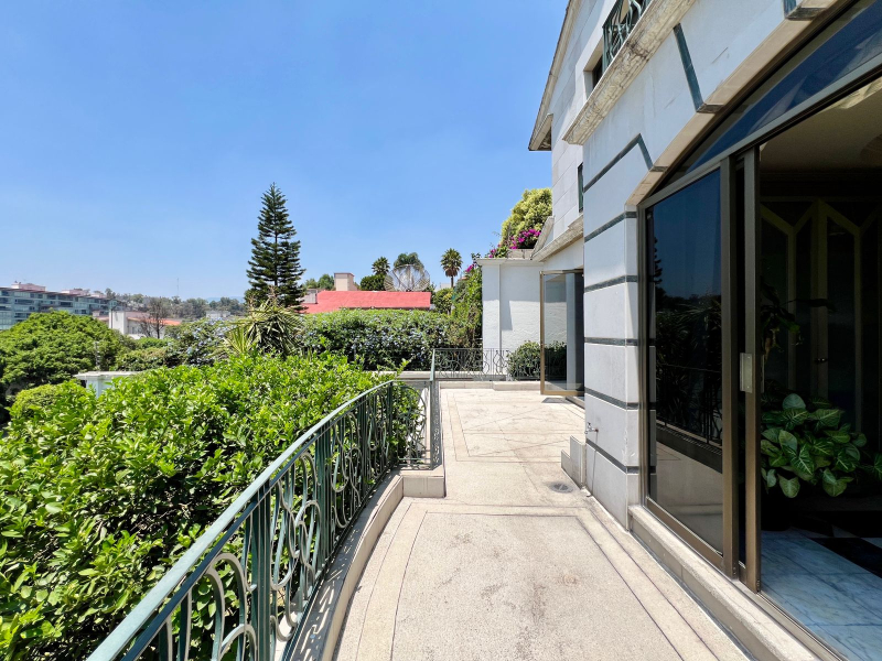Casa en Venta en Bosques de las Lomas