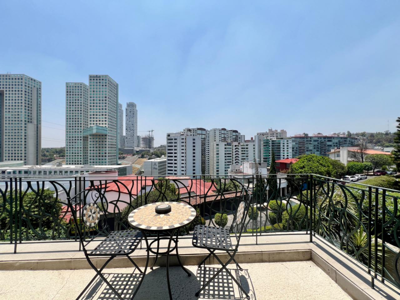 Casa en Venta en Bosques de las Lomas