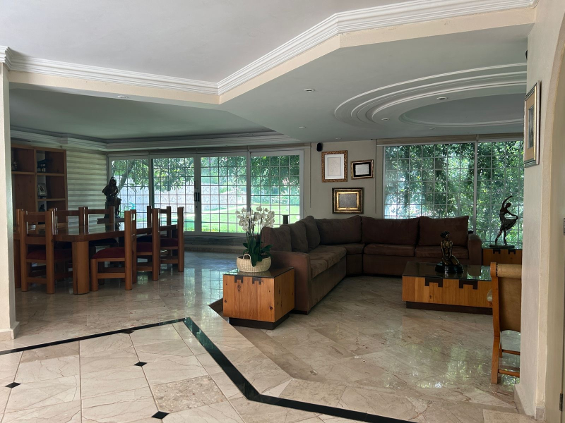 CASA EN VENTA EN PRIVADA - PASEO DE LOS LAURELES- BOSQUES DE LAS LOMAS