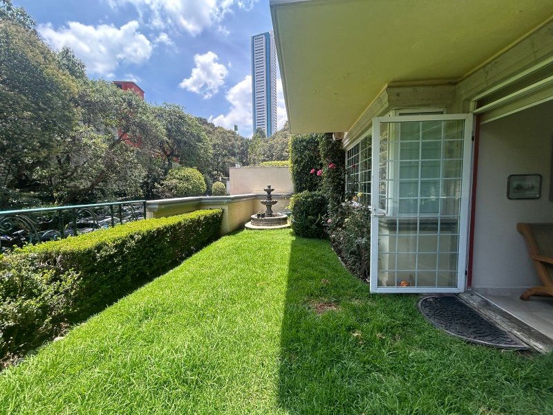 CASA EN VENTA EN PRIVADA - PASEO DE LOS LAURELES- BOSQUES DE LAS LOMAS