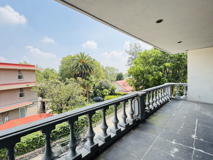 Casa para Remodelar en Venta en Paseo de la Reforma