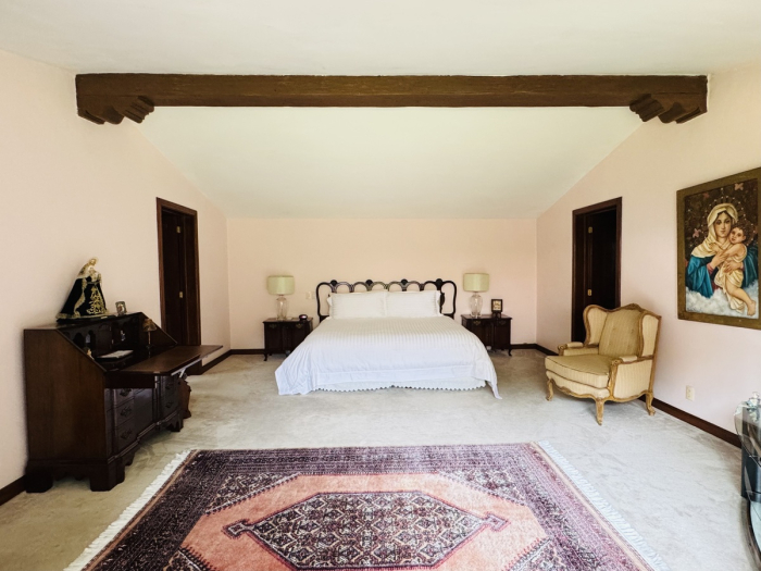 VENTA CASA EN LOMAS HIP�?DROMO