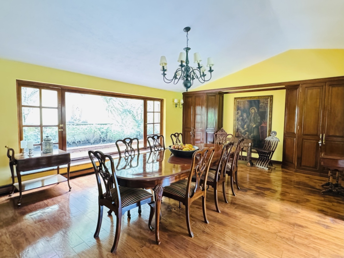 VENTA CASA EN LOMAS HIP�?DROMO