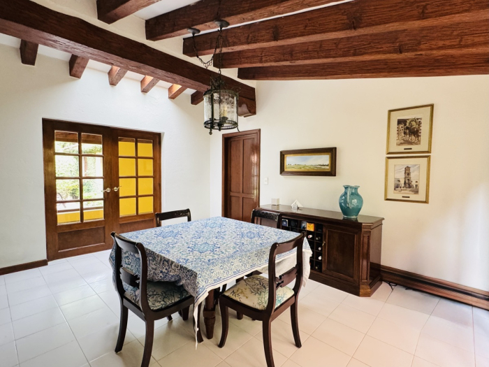 VENTA CASA EN LOMAS HIP�?DROMO