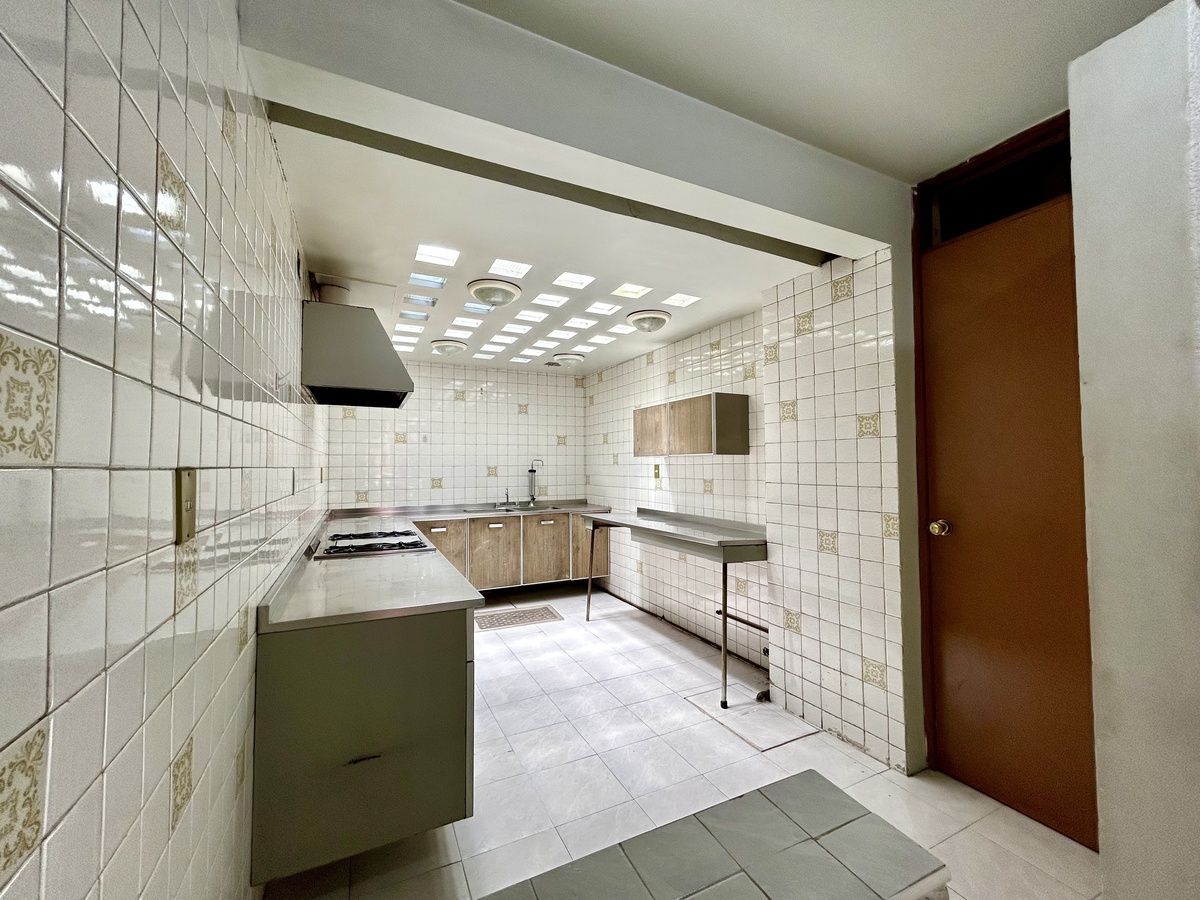 Casa en VENTA en las Águilas