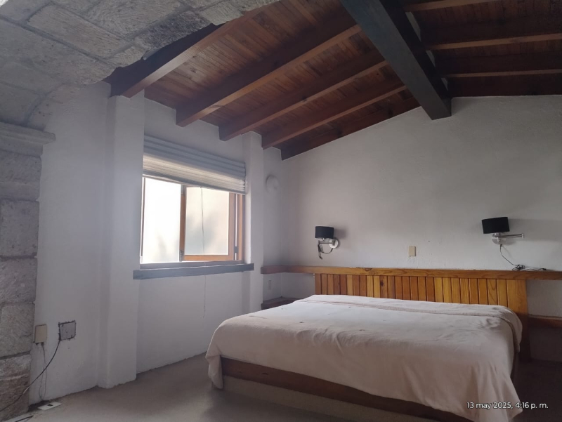 VENTA Casa En Avenida Hidalgo, Cerca De Rancho San Francisco .