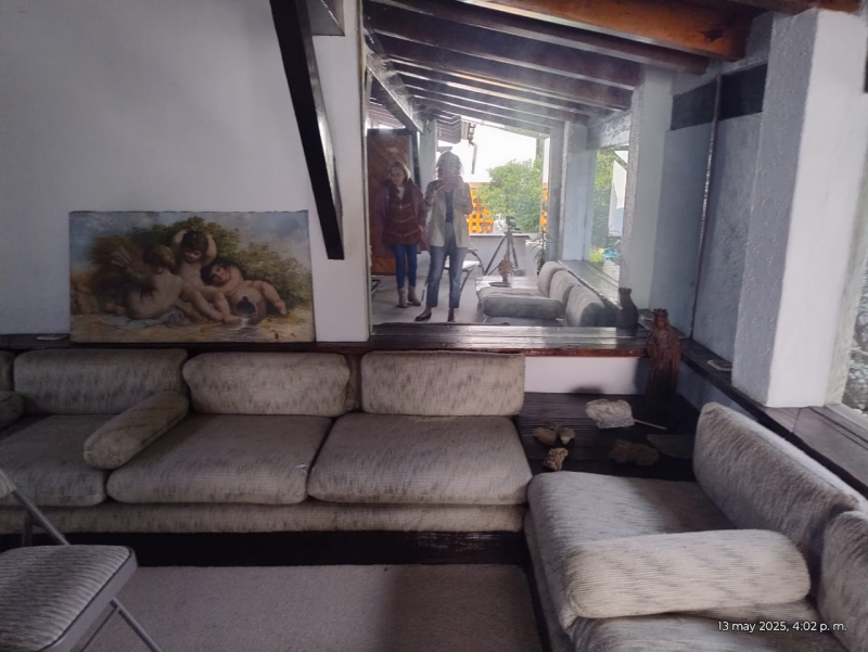 VENTA Casa En Avenida Hidalgo, Cerca De Rancho San Francisco .