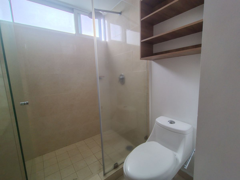 Renta Departamento en Grand Tower Del Valle, 3 recamaras piso 4