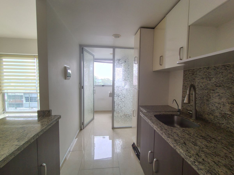 Renta Departamento en Grand Tower Del Valle, 3 recamaras piso 4
