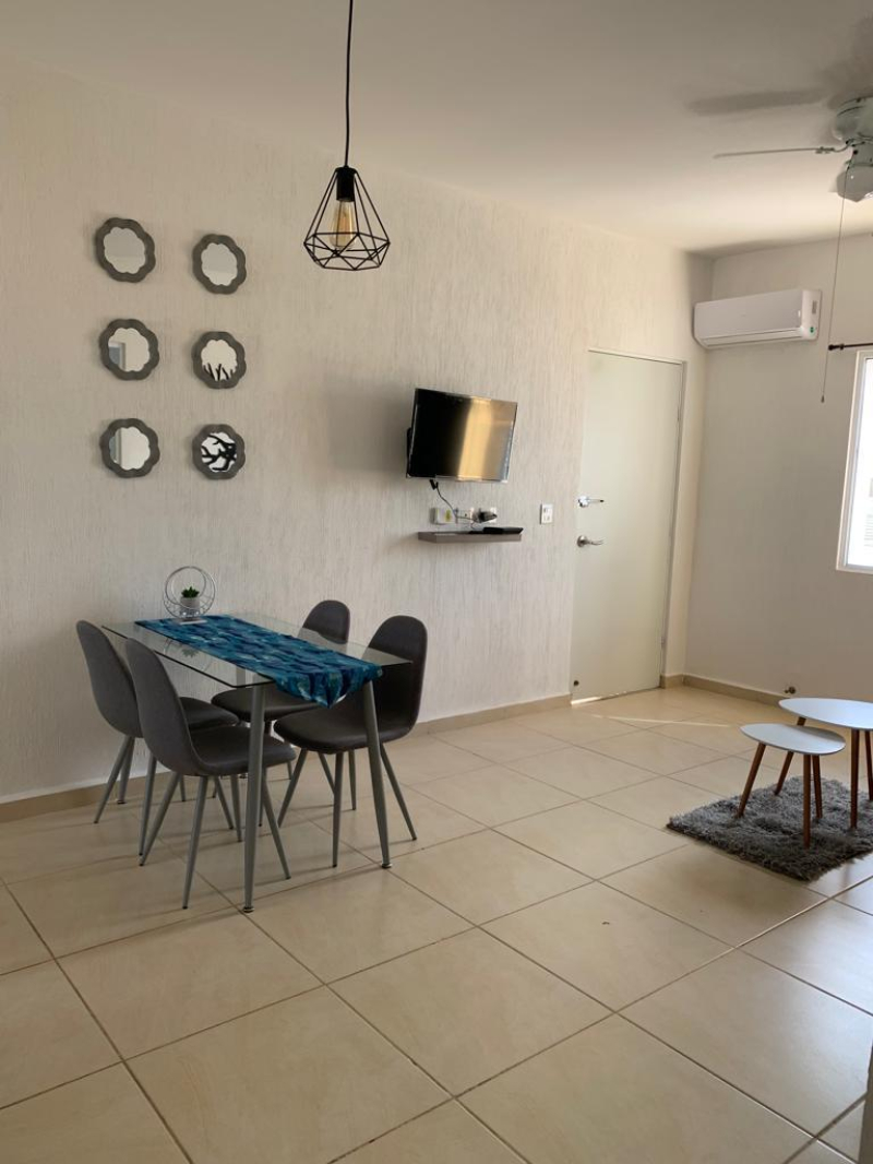 Departamento En Renta En Jardines Del Sur